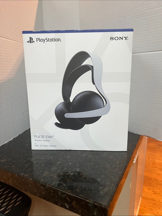 Sony Other - Sony PULSE Elite Wireless Headset — Black & White (UNOPENED)